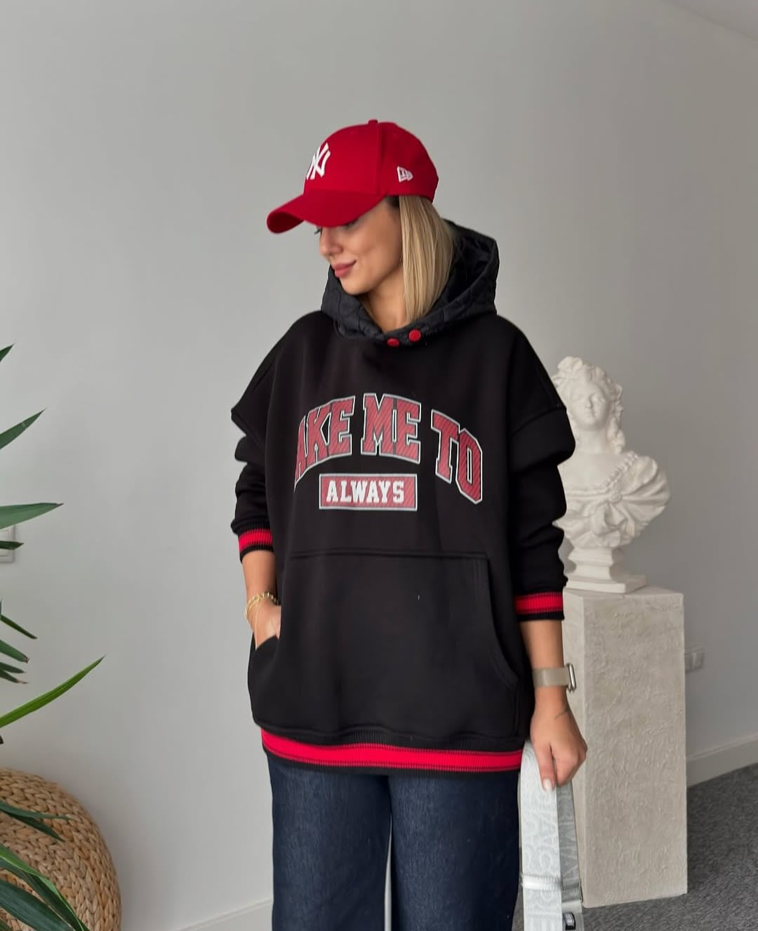 Baseball Hoodie — Trendy Tomorrow — صورة 1